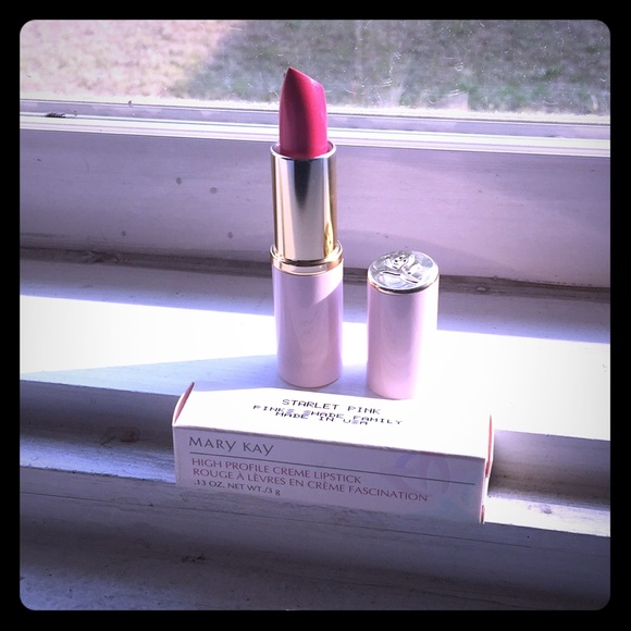 Mary Kay Creme Lipstick - Picture 2 of 2